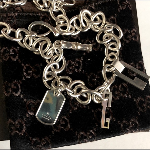 necklace choker- like new- only worn 2x kept in original packaging. - Picture 1 of 3